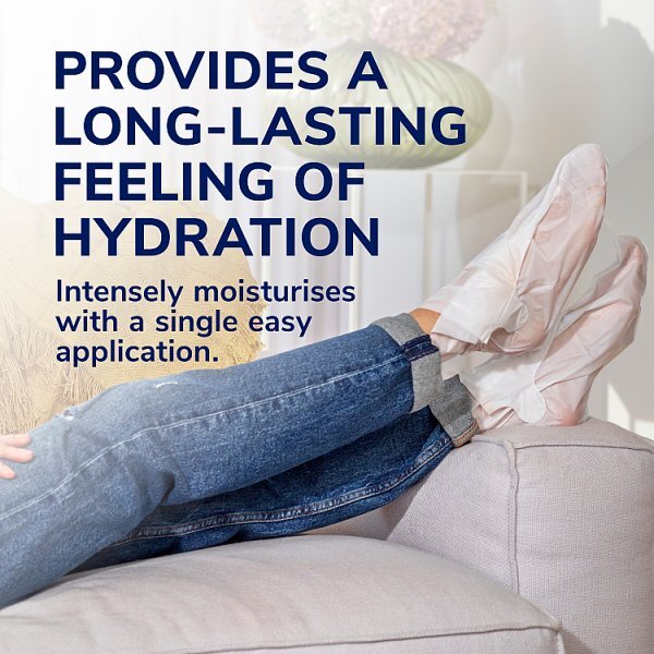 Scholl Foot Mask With Manuka Honey, Shea Butter & Urea