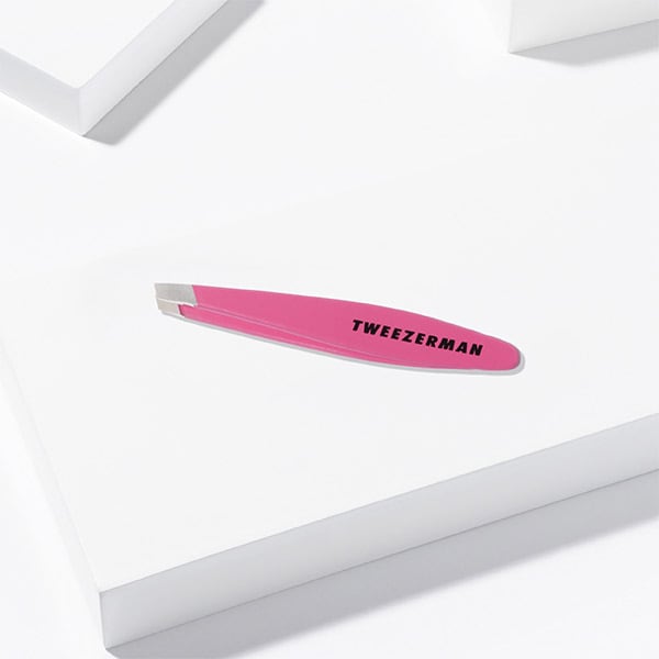 Tweezerman Pink Oval Mini Slant Tweezer