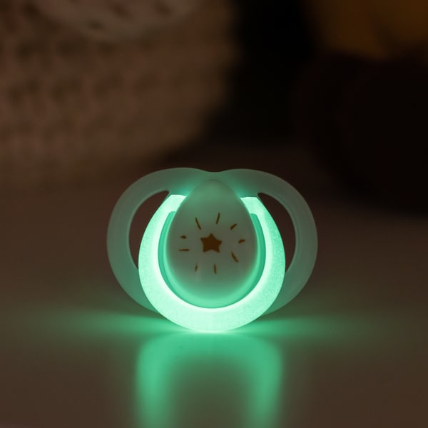 Tommee Tippee Closer to Nature Night Soother 6-18m (2 pack)