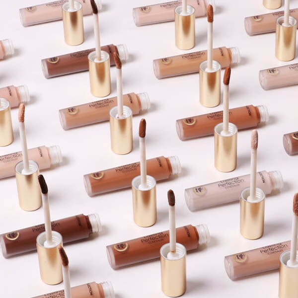 Collection Lasting Perfection Foundation Light Vanilla 27ML