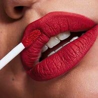 Avon Power Stay 16-Hour Liquid Lip Colour Resilient Red