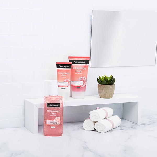 Neutrogena Refreshingly Clear Ltd Edition Moisturiser 50ml