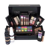 DNR Makeup Revolution Beauty Box