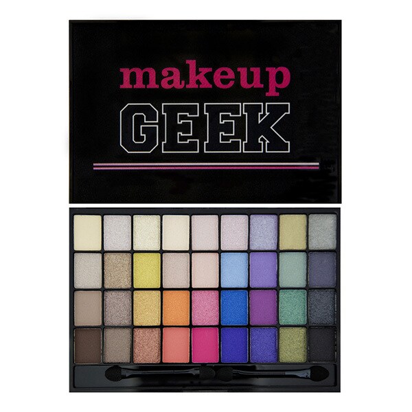 I Heart Revolution Bright Eyeshadow Slogan Palette Geek