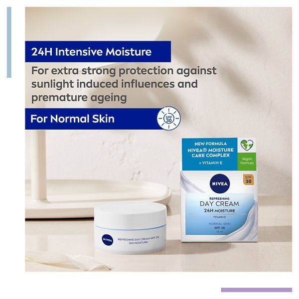 NIVEA Refreshing 24H Day Cream With Vitamin E spf30 50ml