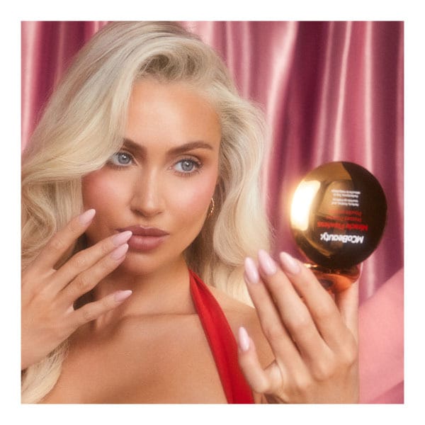 MCoBeauty Miracle Flawless Pressed Powder - 2 Natural Medium