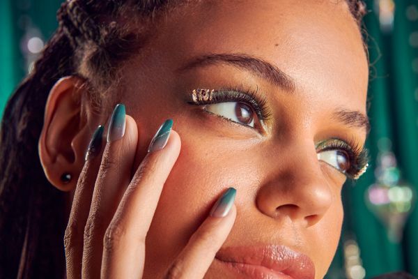 Wicked x Kiss Falscara Cluster Lashes - Fly&Fly!