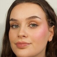 Revolution Mousse Blusher Juicy Fuchsia Pink