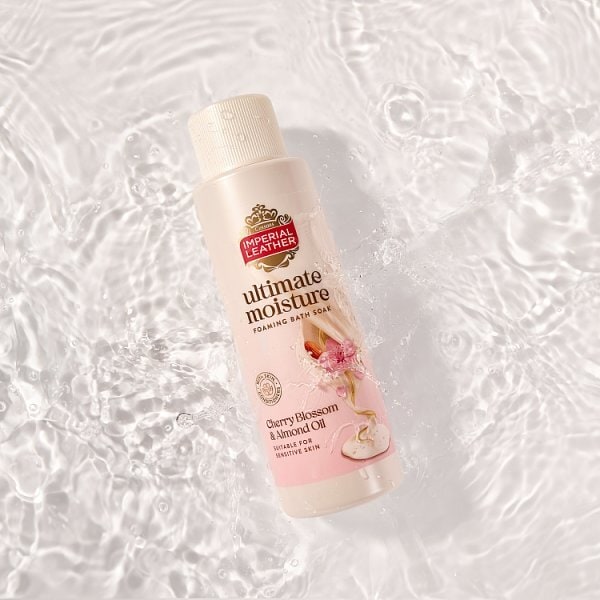 Imperial Leather Ultimate Moisture Cherry Bath Soak 450ml