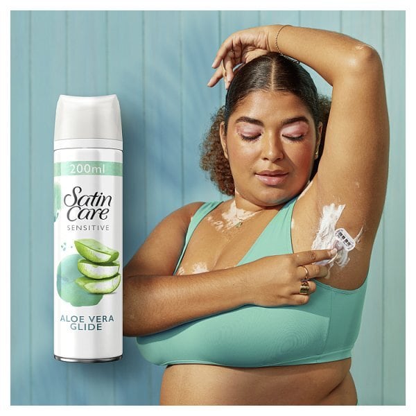 Venus Satin Care Shaving Gel Sensitive Aloe Vera Glide 200ml