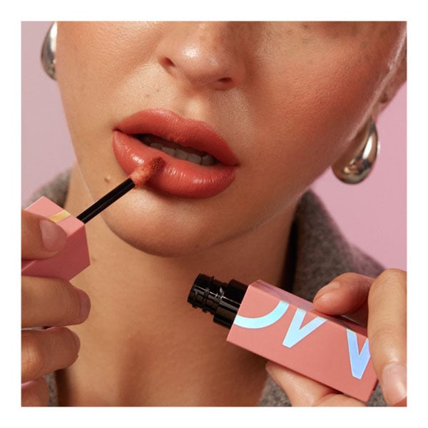 MCoBeauty Lip Varnish Liquid Lipstick - True Peach