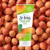 St. Ives Fresh Skin Apricot Face Scrub 150ml