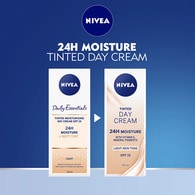 NIVEA Tinted 24H Day Cream Light Skin Tone SPF15 50ml