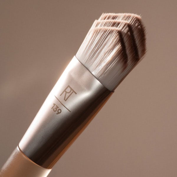 Real Techniques Prism Pro Foundation Brush