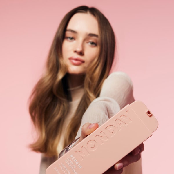 Monday Haircare Leave In Conditioner Repair 150ml