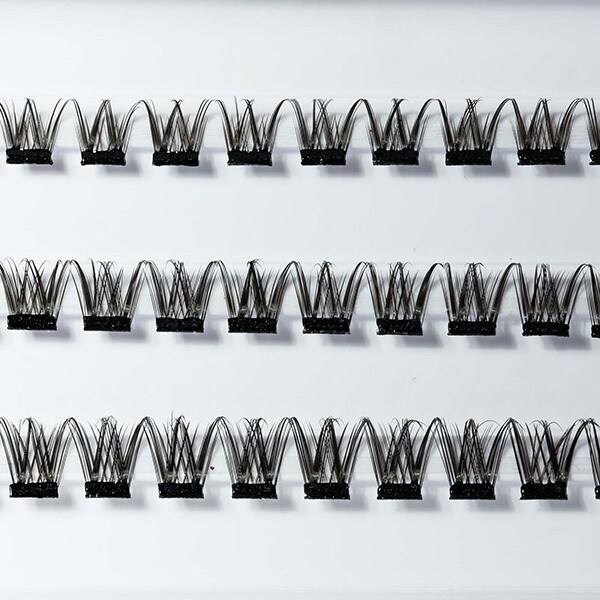 Lash Fx Press & Go - Paris: Spiky & Stylish With Black Glue