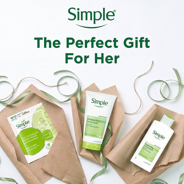 Simple Skincare Daily Regime Christmas Gift Set