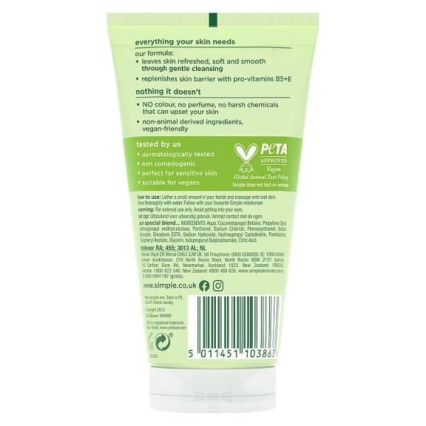 Simple Kind to Skin Refreshing Facial Wash