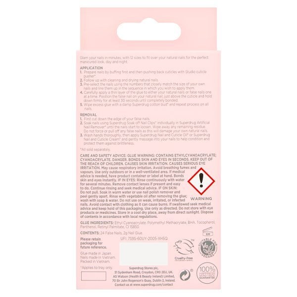 Studio London Gold Stars Nails