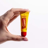 Carmex Moisturising Lip Balm Strawberry SPF 15 10g