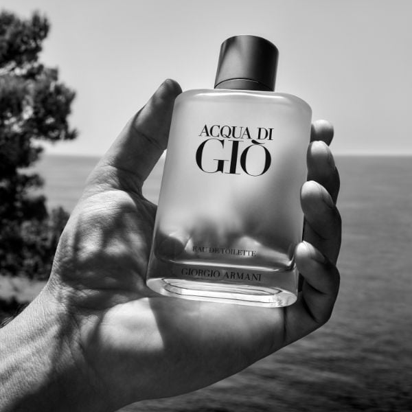 Giorgio Armani Acqua Di Gio Eau de Toilette 50ml Fragrance Superdrug