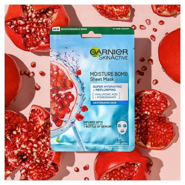 Garnier Moisture Bomb Pomegranate and Hyaluronic Acid Sheet Mask Hydrating & Replumping 28g