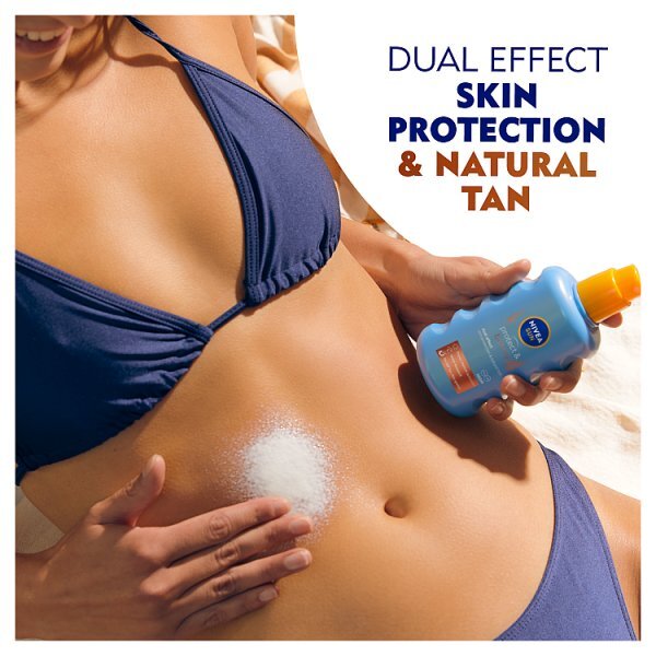 Nivea Sun Protect & Bronze Tan Activating Spray SPF20 200ml