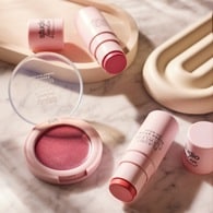 Studio London Flaunt Flawless Blush Stick Blushing Berry