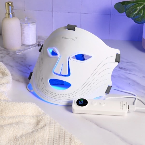 LED Light Therapy Face Mask