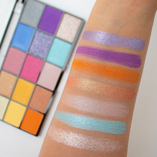 Revolution Reloaded Palette Spirited Love
