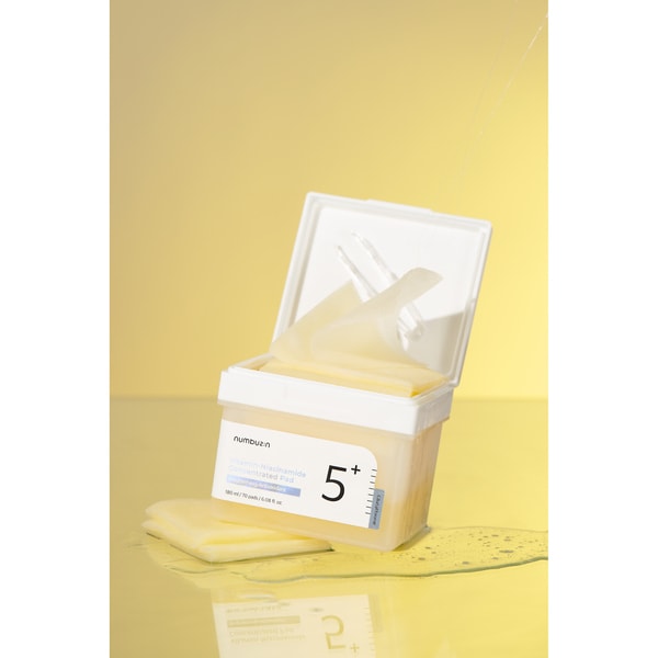 Numbuzin No.5 Vitamin-Niacinamide Concentrated Toning Pads 70pk 180ml