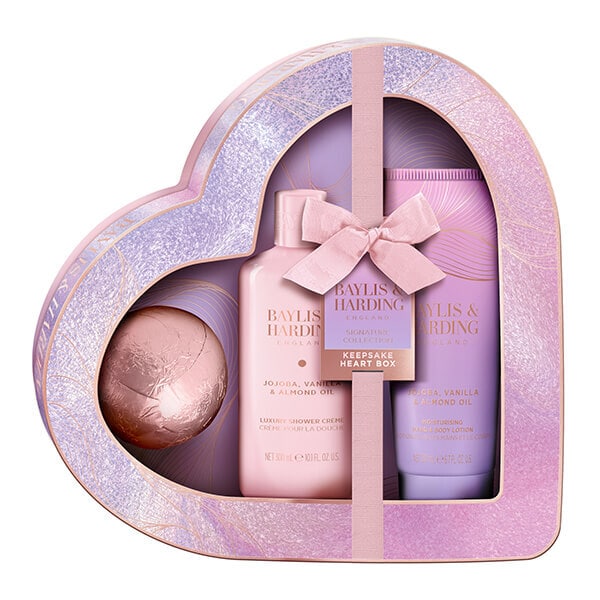 Baylis & Harding Jojoba, Vanilla & Almond Oil Heart Gift Set