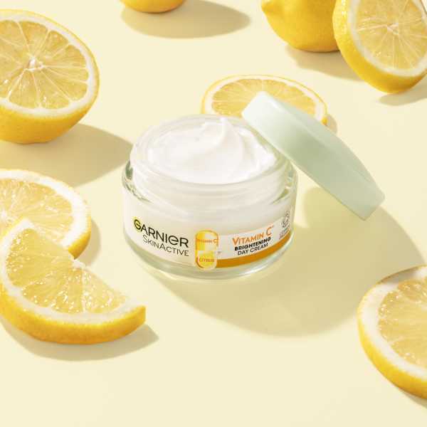 Garnier Vitamin C Brightening Day Cream 50Ml