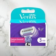 Venus Deluxe Smooth Swirl Razor Blades x3