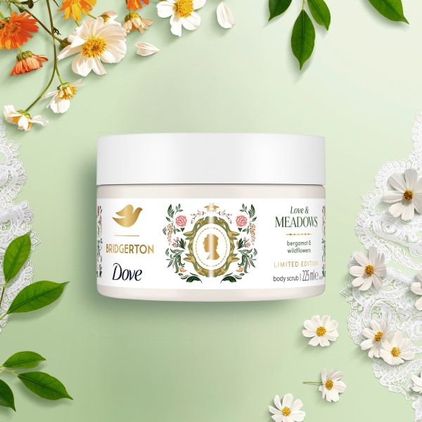 Dove Bridgerton Body Scrub Love & Meadows 225ml
