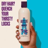 Aussie Shampoo Miracle Moist For Dry and Frizzy Hair 300ml