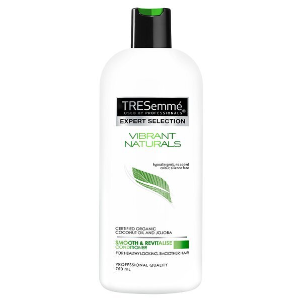 TRESemmé Naturals Smooth Conditioner 750ml