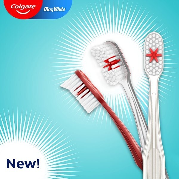 Colgate Max White Medium Toothbrush 3 Pack