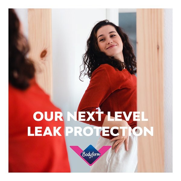 Bodyform Ultimate Ultra Regular Sanitary Towels Wings 12 pk