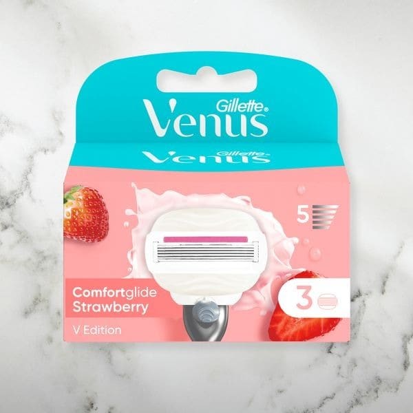 Venus Comfortglide Strawberry Razor Blades x3