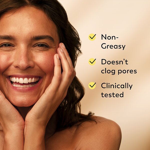 Olay Total Effects Featherweight 7in1 Face Cream SPF15 50ml