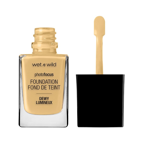 Wet N Wild Photo Focus Foundation DEWY Golden Beige