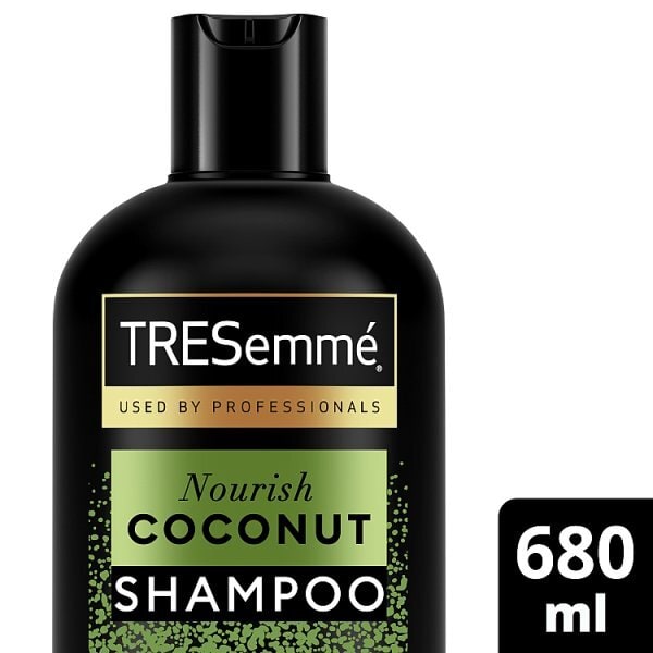 Tresemme Nourishing Coconut Shampoo 680ml