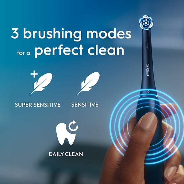 Oral-B iO2 Night Black & Calm Pink Electric Toothbrush Duo