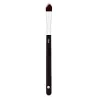 B. Pointed Concealer Brush