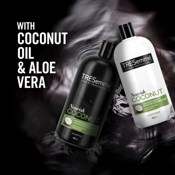 Tresemme Nourish Coconut Shampoo 900Ml