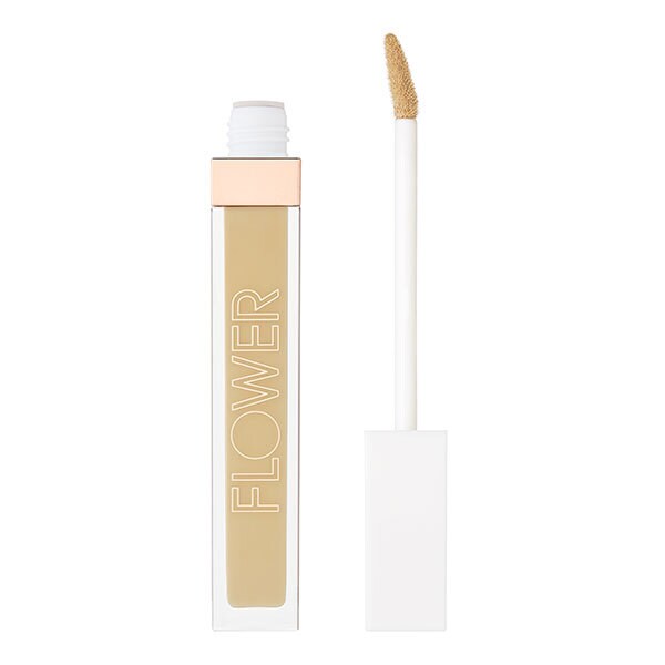 Flower Beauty Light Illusion Concealer Light Medium