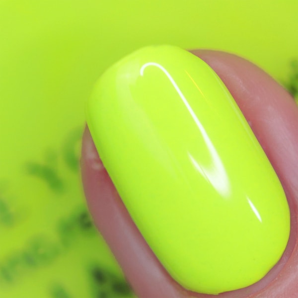 Nails.INC Nail The Neon - Knightrider'S Street