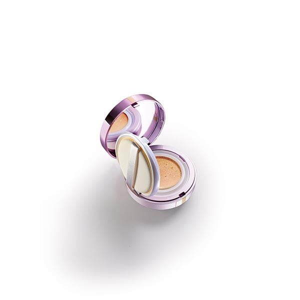 L'Oreal Cushion Nude Magique Foundation Porcelain 1