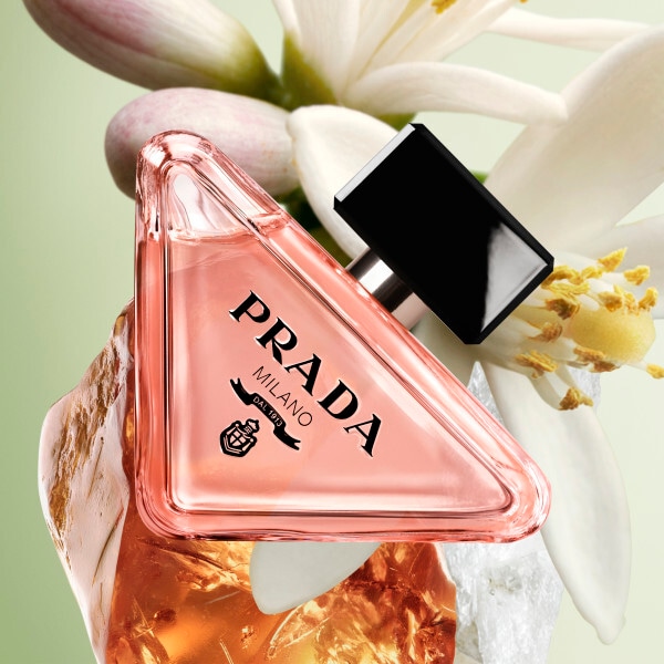 Prada Paradoxe Eau de Parfum 90ml, Travel Spray & Body Lotion Gift Set